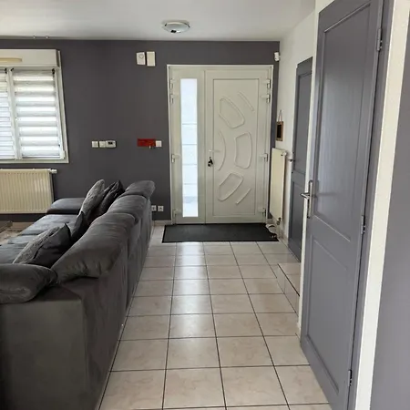 Superbe F5 Terrasse Et Jardin דירה Staffelfelden